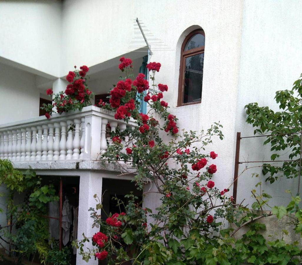 Apartman Sunce Raslina Екстериор снимка