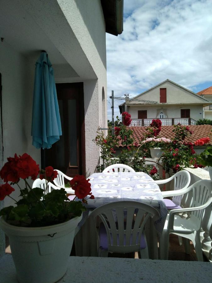 Apartman Sunce Raslina Екстериор снимка