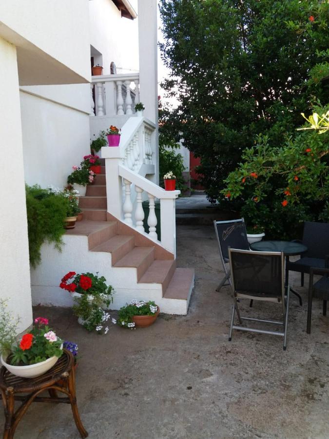 Apartman Sunce Raslina Екстериор снимка