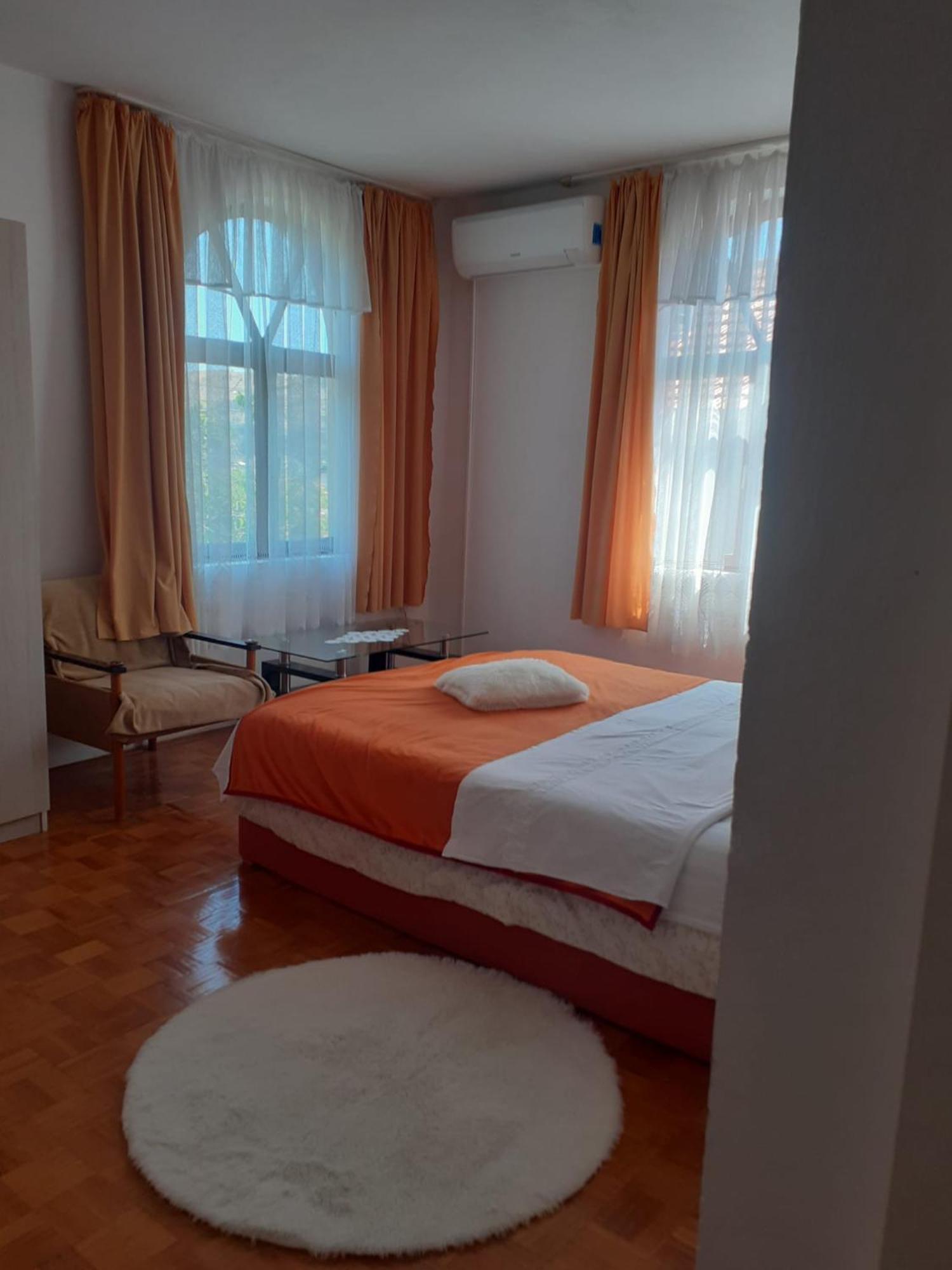 Apartman Sunce Raslina Екстериор снимка