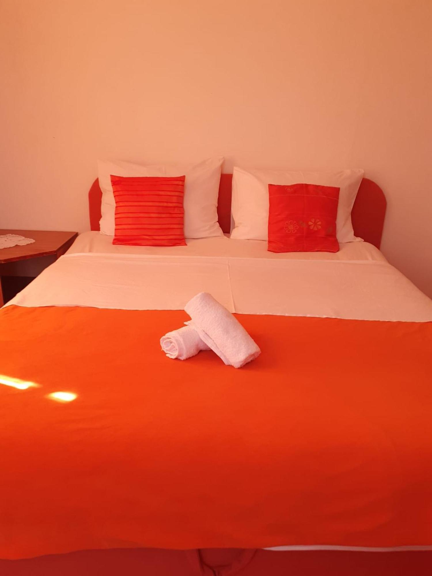 Apartman Sunce Raslina Екстериор снимка