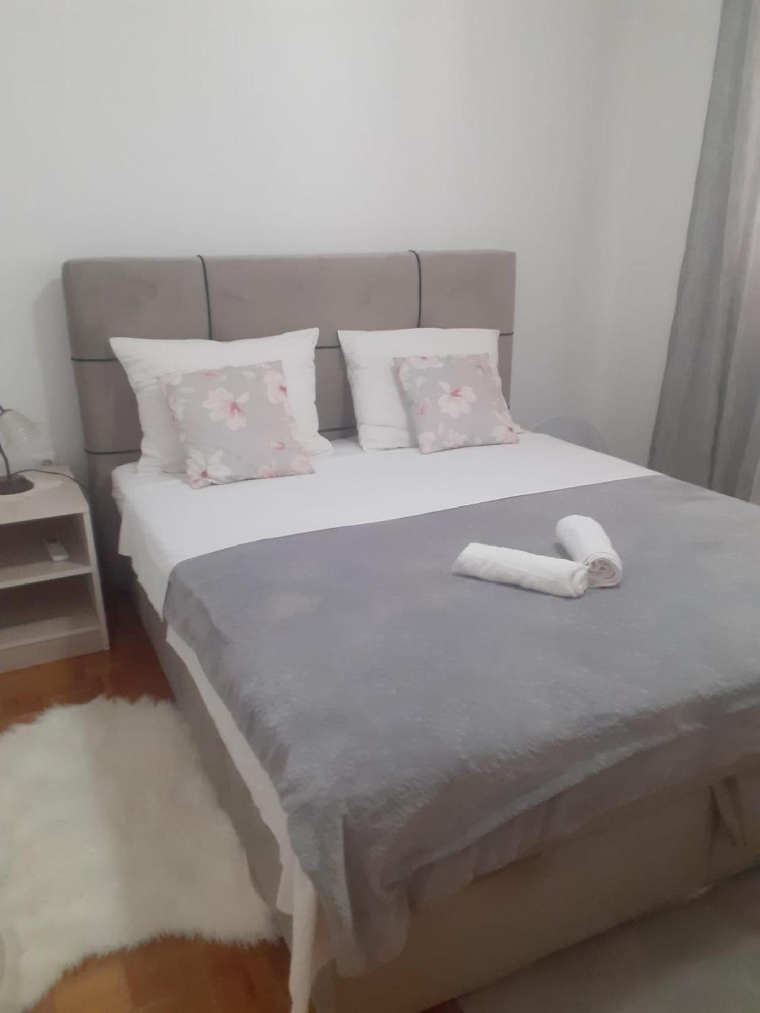 Apartman Sunce Raslina Екстериор снимка