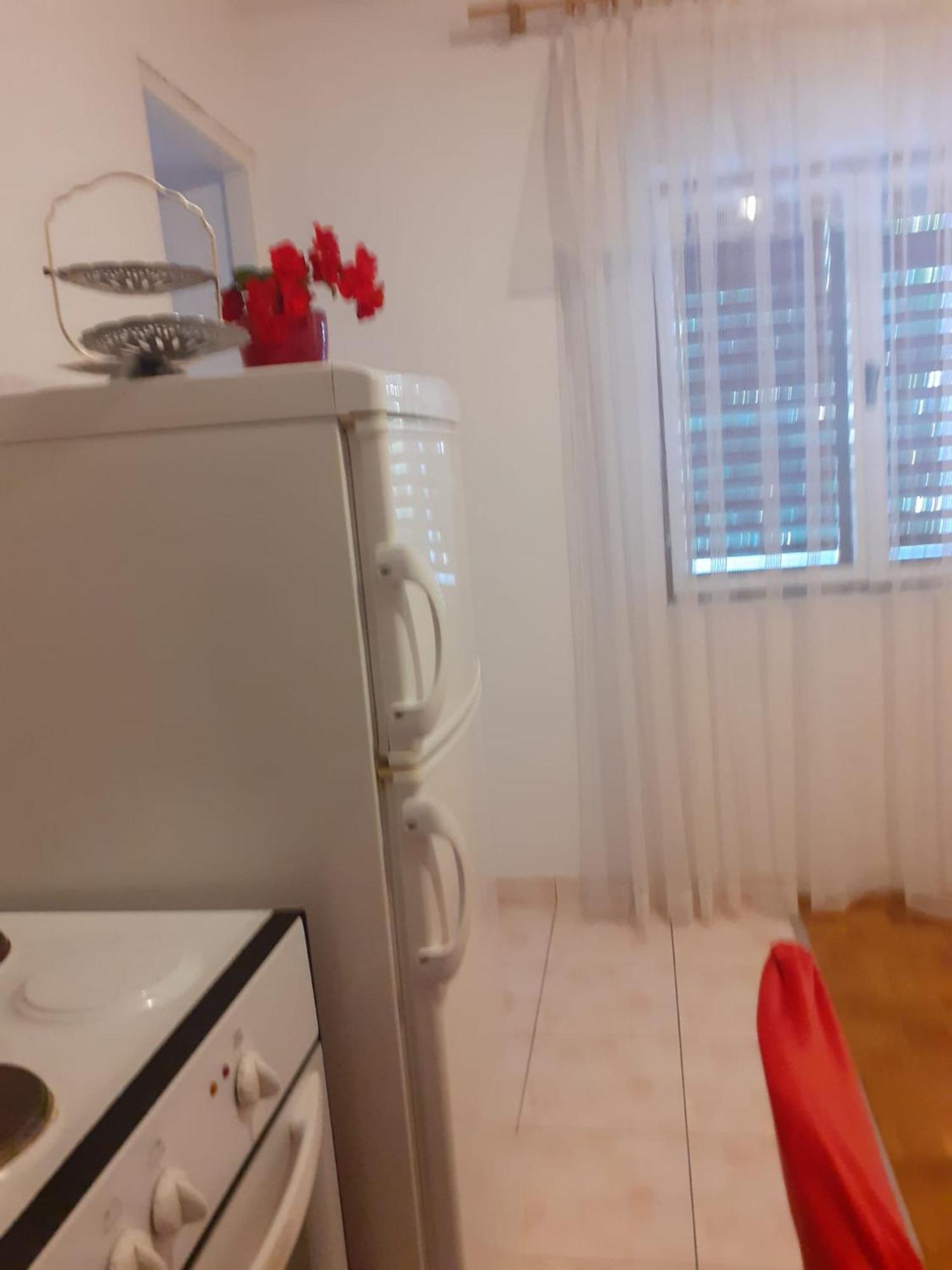 Apartman Sunce Raslina Екстериор снимка